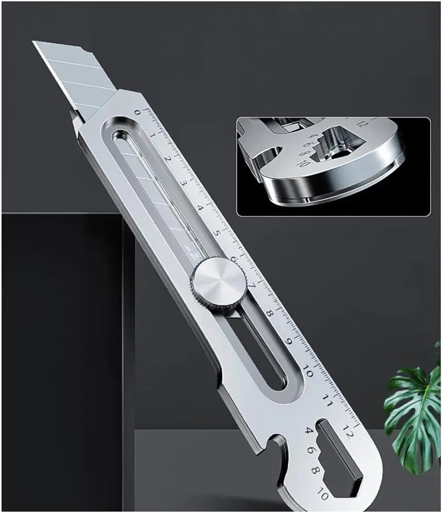 multifunctional utility box cutter