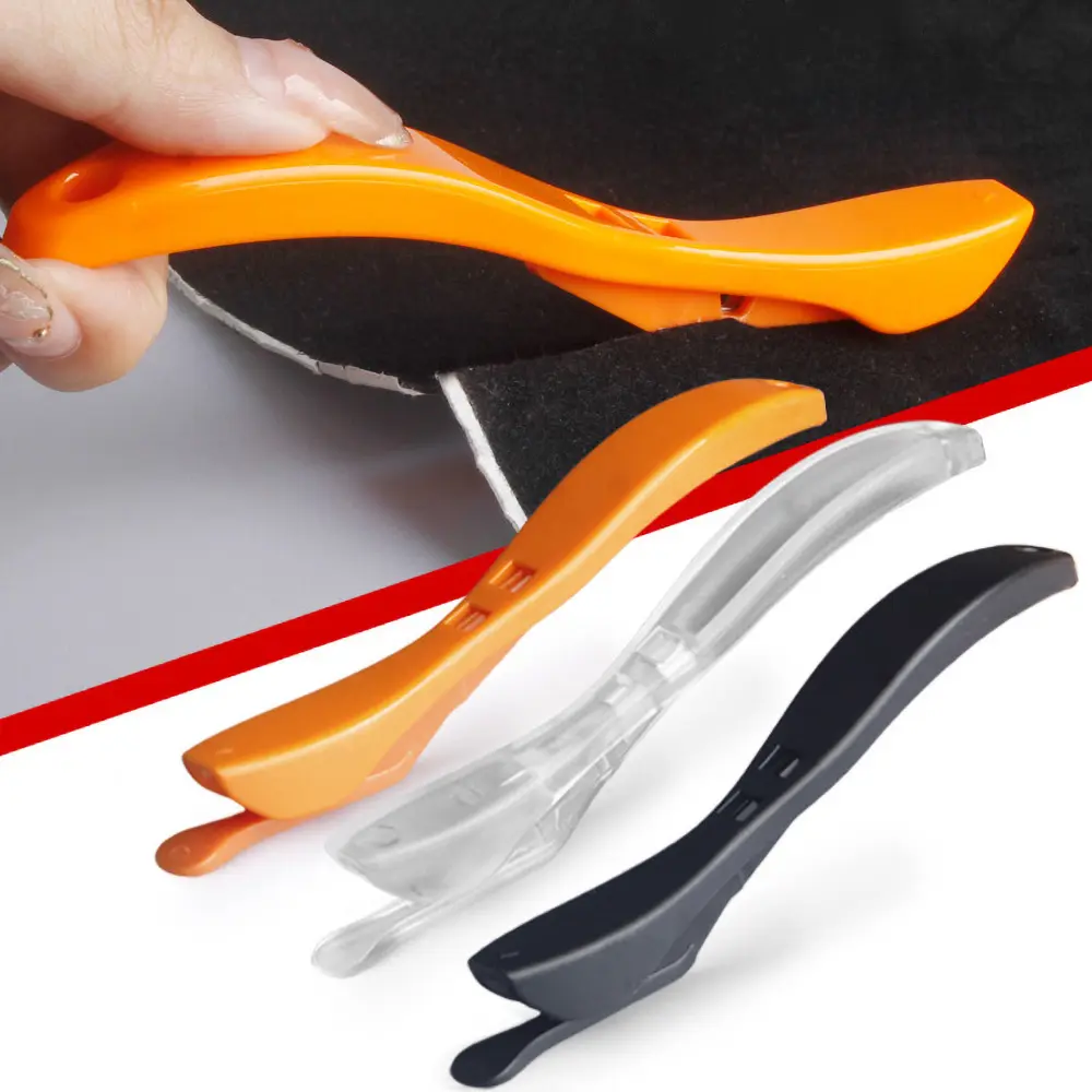 Hidden blade vinyl cutting tool closeup